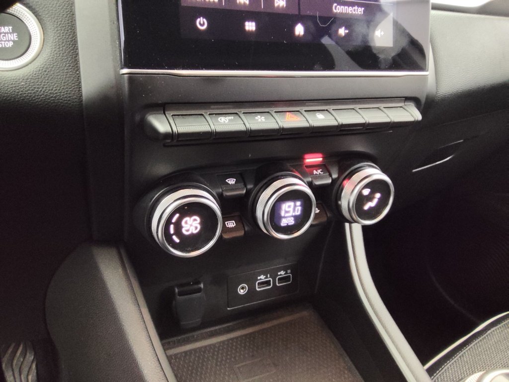 RENAULT Captur 1.0 TCE 90CH TECHNO