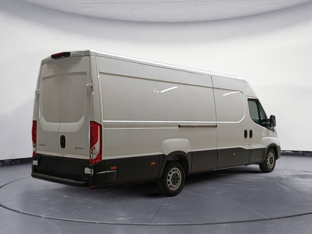IVECO Daily 35S18 3.0 V16 HI-MATIC H2 180CV