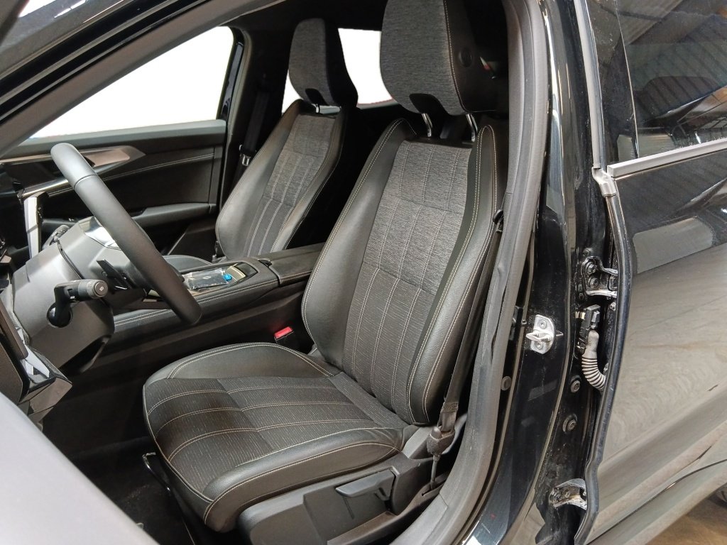 RENAULT Austral 1.2 E-TECH FULL HYBRID 200CH TECHNO – 25