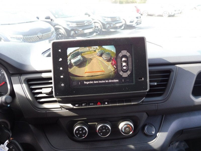 RENAULT Trafic L2H1 3T 2.0 BLUE DCI 150CH ADVANCE EDC -24