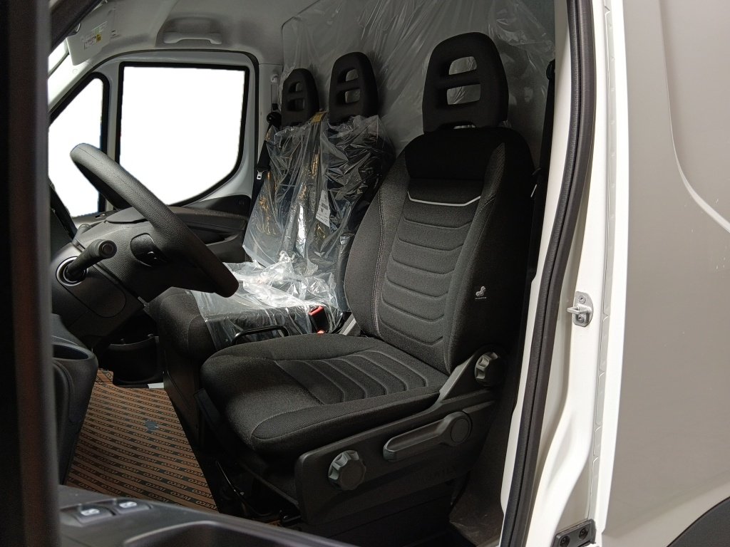 IVECO Daily 35S16 2.3 V12 156CV
