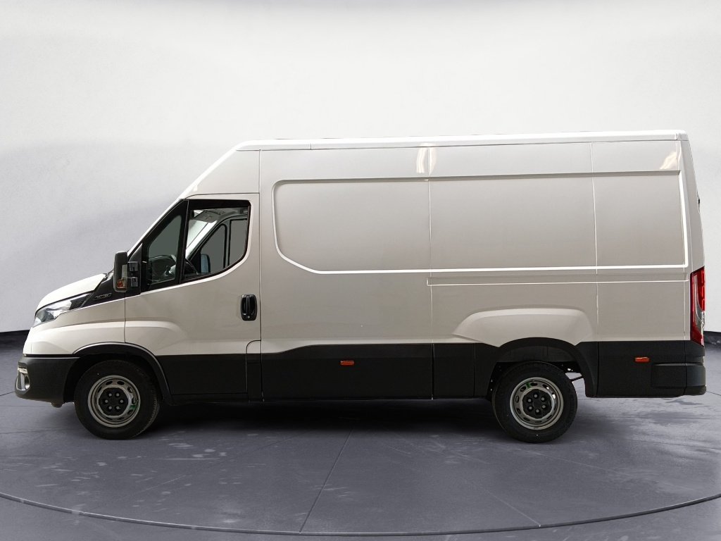IVECO Daily 35S16 2.3 V12 156CV