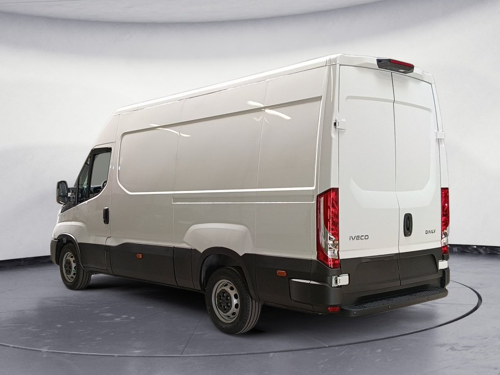 IVECO Daily 35S16 2.3 V12 156CV