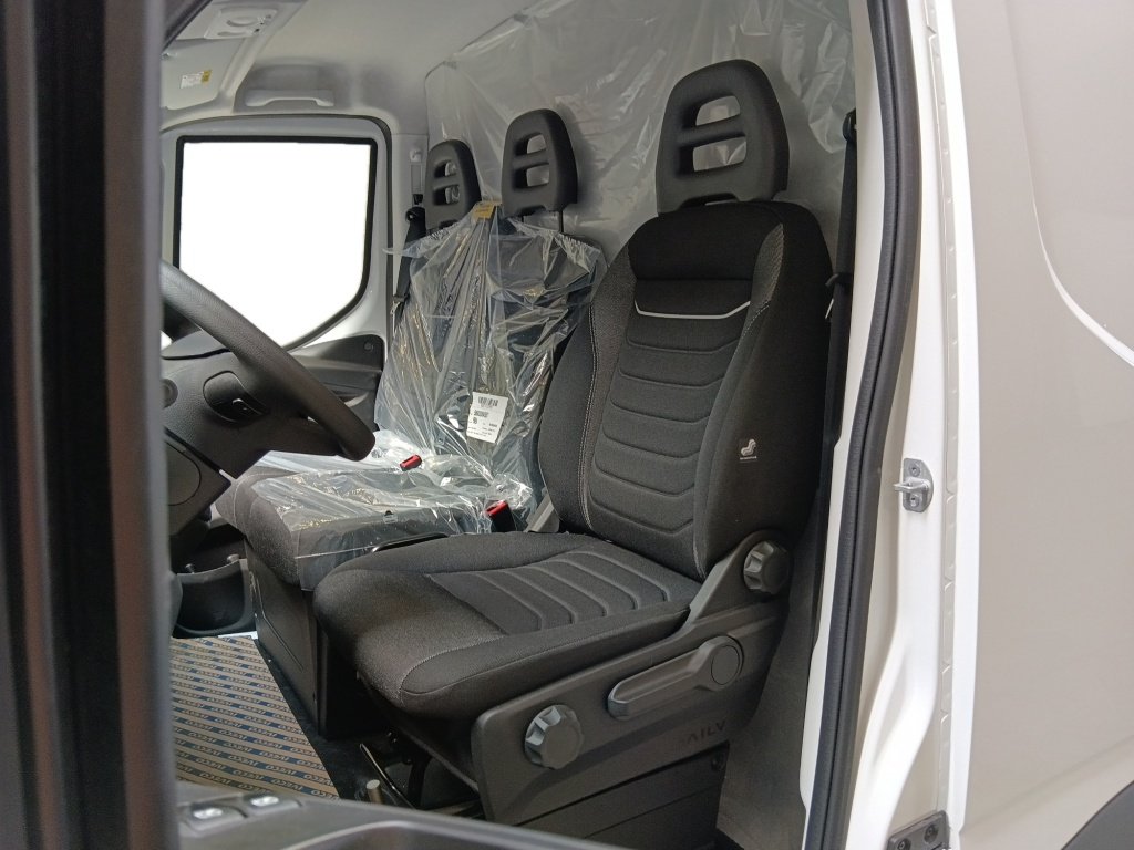 IVECO Daily 35S16 2.3 V12 156CV