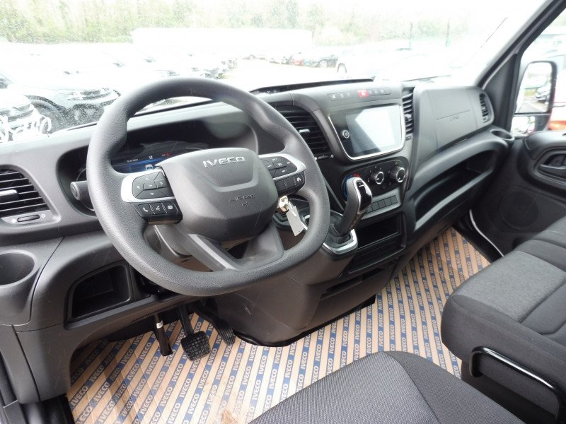 IVECO Daily 35S16 2.3 V12 HI-MATIC 156CV