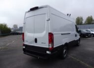 IVECO Daily 35S16 2.3 V12 HI-MATIC 156CV