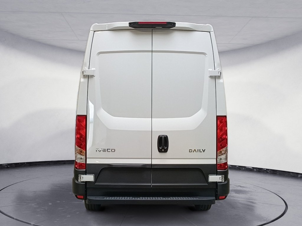 IVECO Daily 35S16 2.3 V12 HI-MATIC 156CV