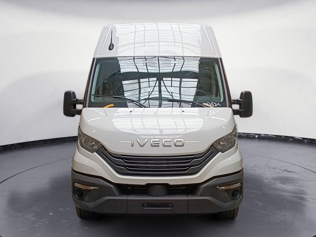 IVECO Daily 35S16 2.3 V12 HI-MATIC 156CV