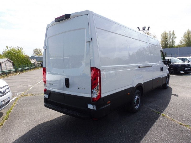 IVECO Daily 35S18 3.0 V16 H2 180CV