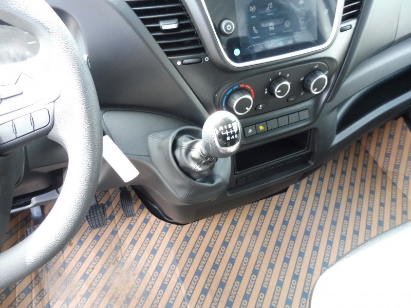 IVECO Daily 35S18 3.0 V16 H2 180CV
