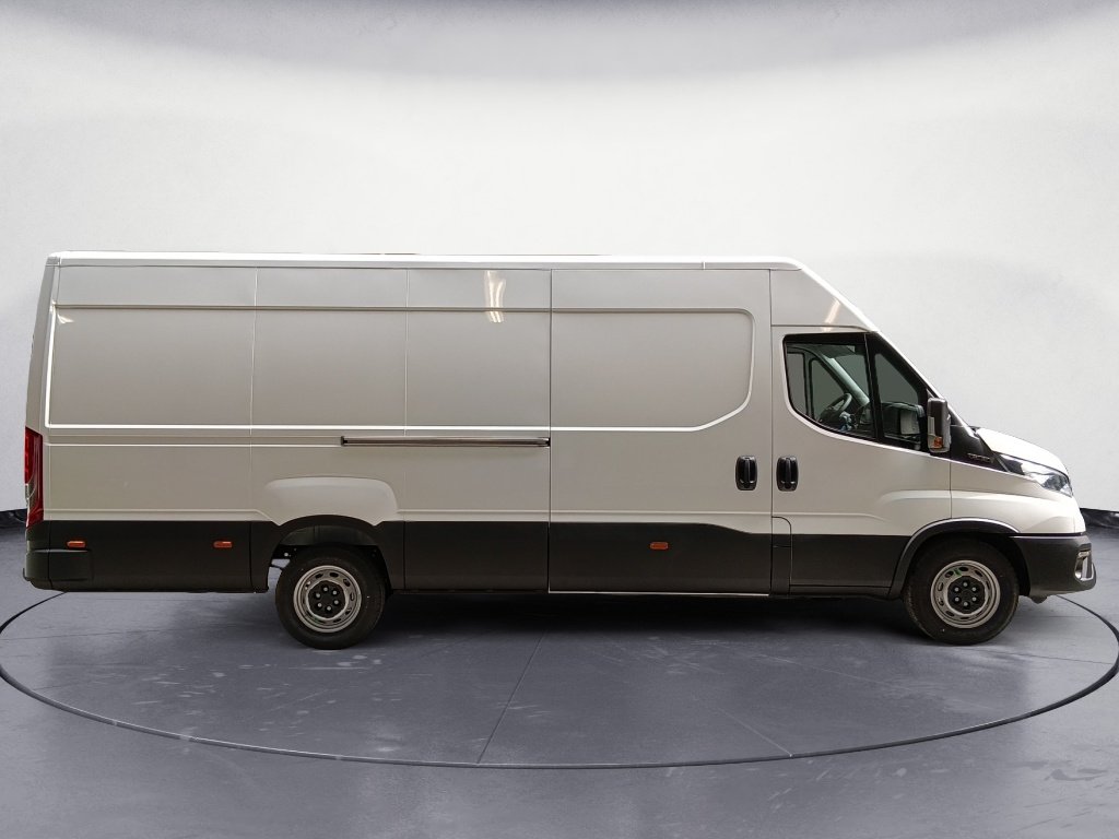 IVECO Daily 35S18 3.0 V16 H2 180CV