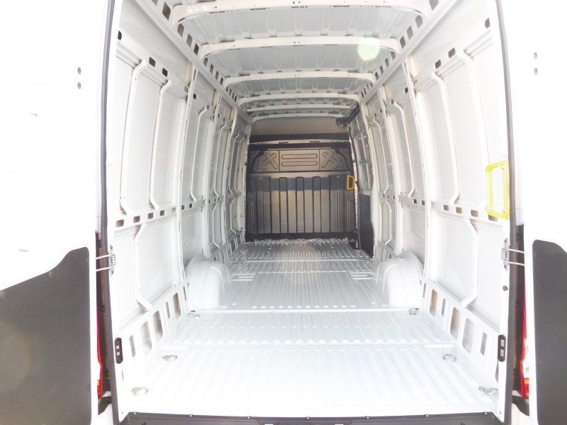 IVECO Daily 35S18 3.0 V16 HI-MATIC H2 180CV