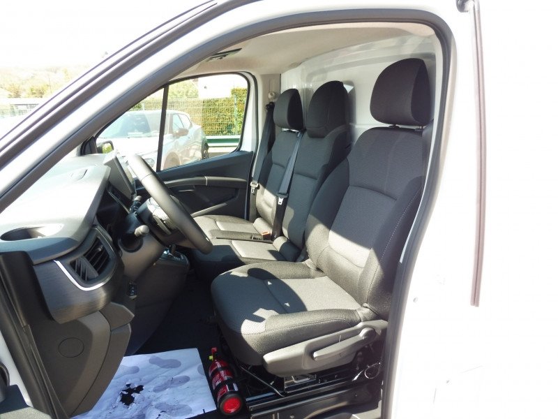 RENAULT Trafic L2H1 3T 2.0 BLUE DCI 150CH ADVANCE EDC -24
