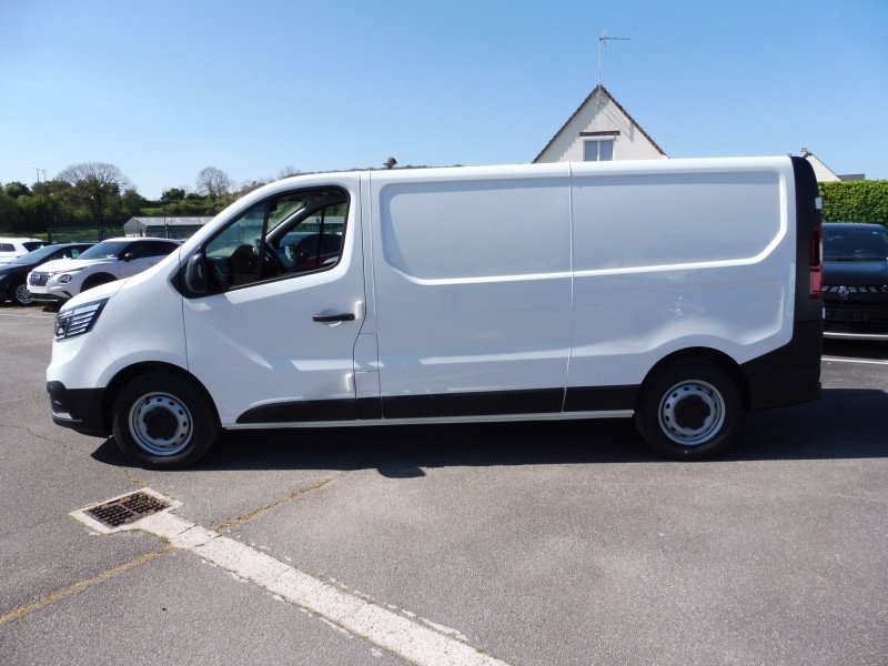RENAULT Trafic L2H1 3T 2.0 BLUE DCI 150CH ADVANCE EDC -24