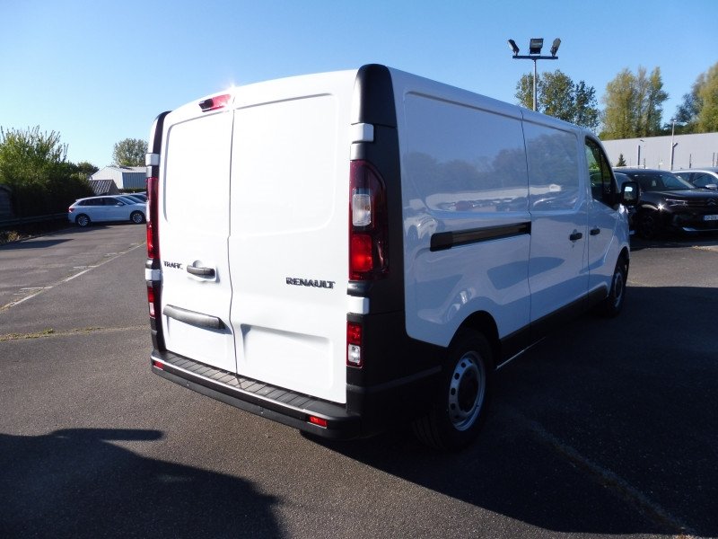 RENAULT Trafic L2H1 3T 2.0 BLUE DCI 150CH ADVANCE EDC -24
