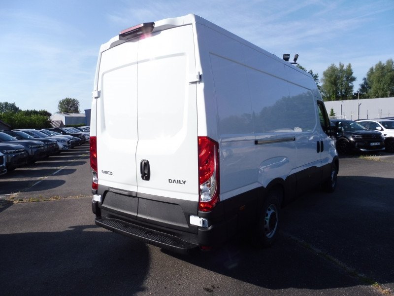 IVECO Daily 35S16 2.3 V12 156CV