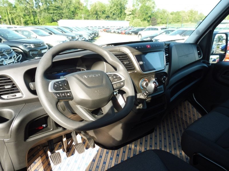 IVECO Daily 35S16 2.3 V12 156CV