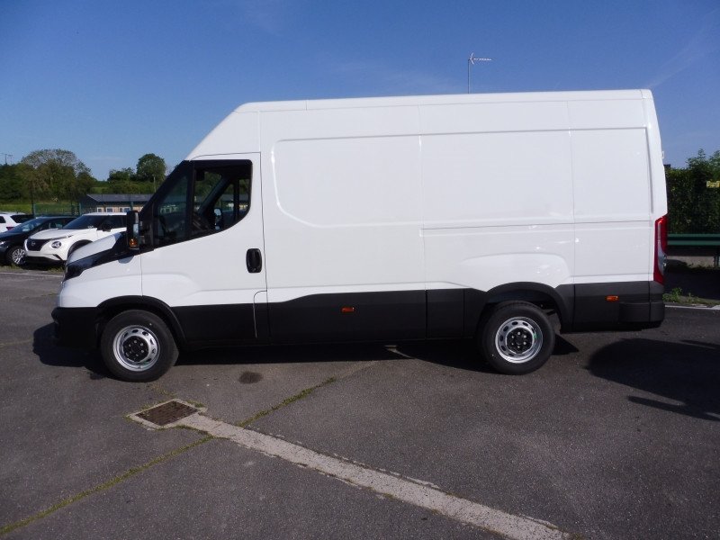 IVECO Daily 35S16 2.3 V12 156CV