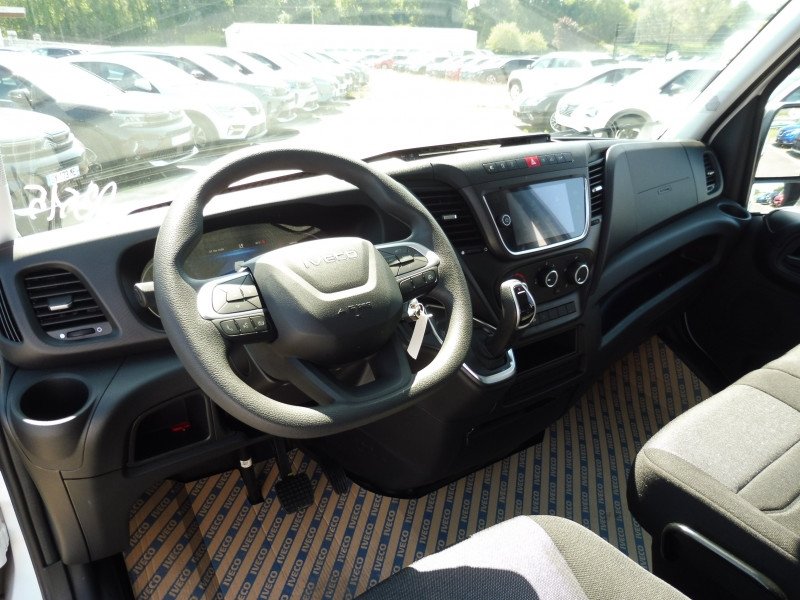 IVECO Daily 35S16 2.3 V12 HI-MATIC 156CV