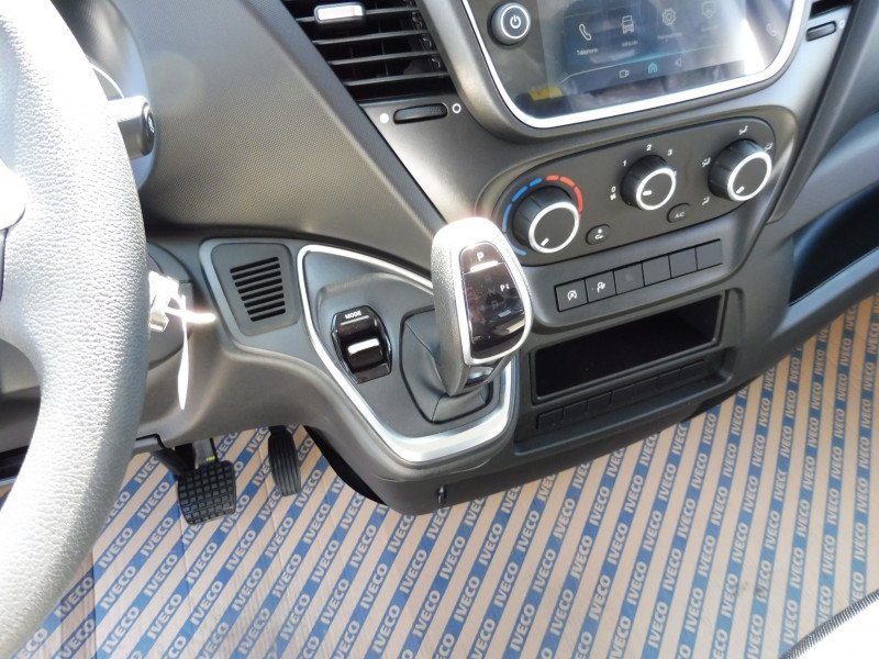 IVECO Daily 35S16 2.3 V12 HI-MATIC 156CV