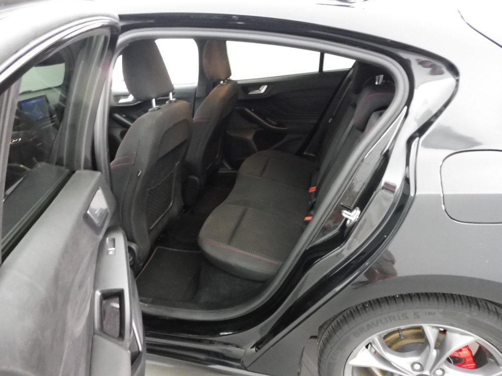 FORD Focus 1.5 ECOBOOST 150 CAst line