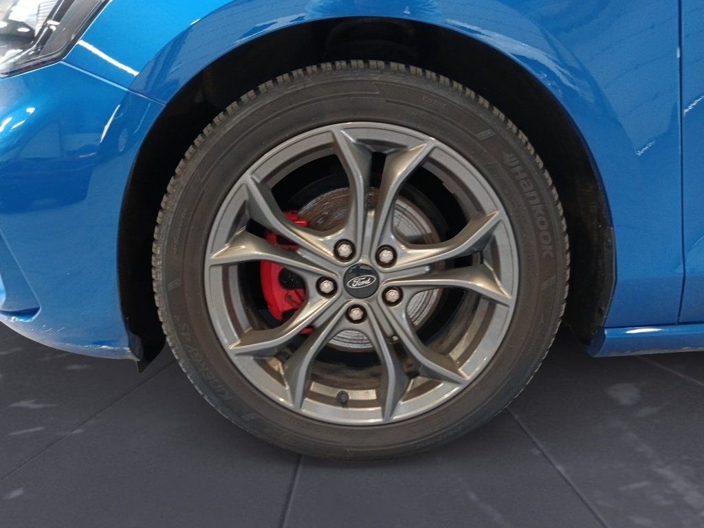 FORD Focus 1.5 ECOBOOST 150 CAst line