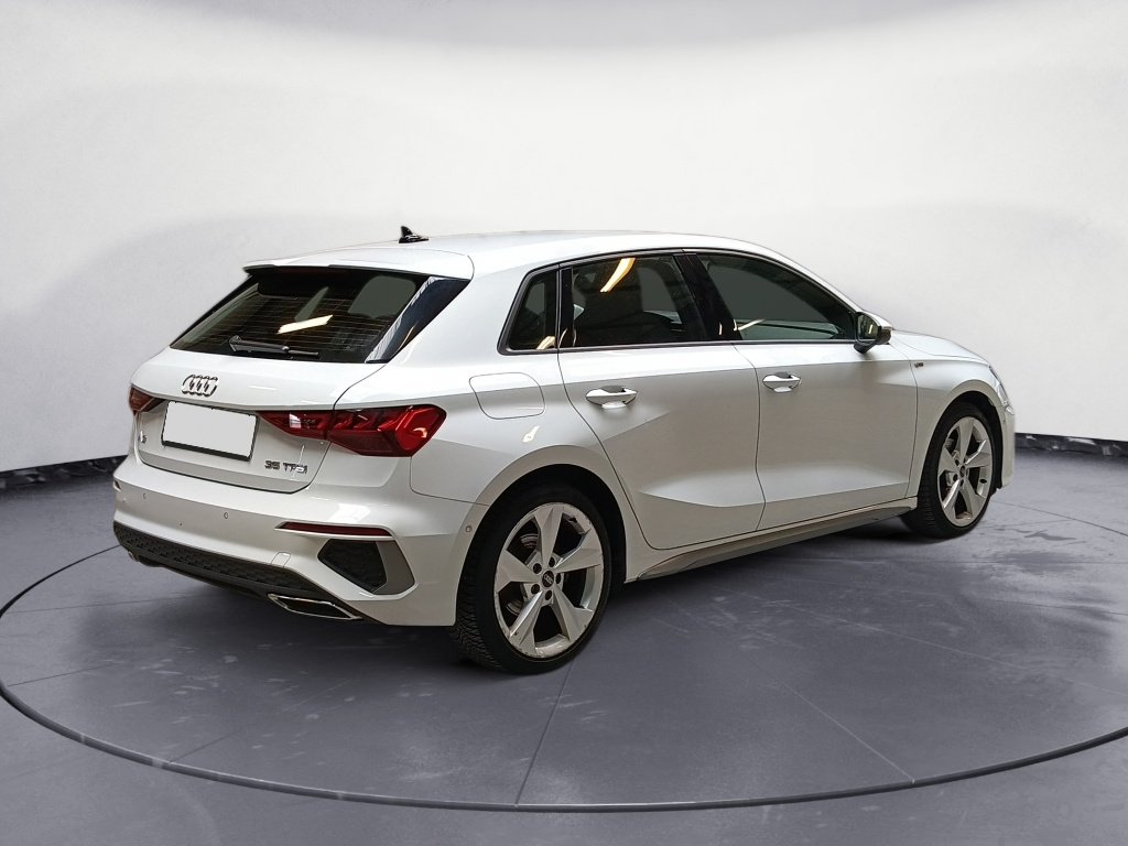 AUDI A3 Sportback 35 TFSI 150CH MILD HYBRID S LINE S TRONIC 7