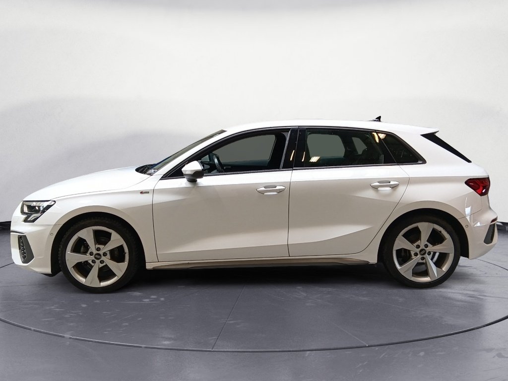 AUDI A3 Sportback 35 TFSI 150CH MILD HYBRID S LINE S TRONIC 7