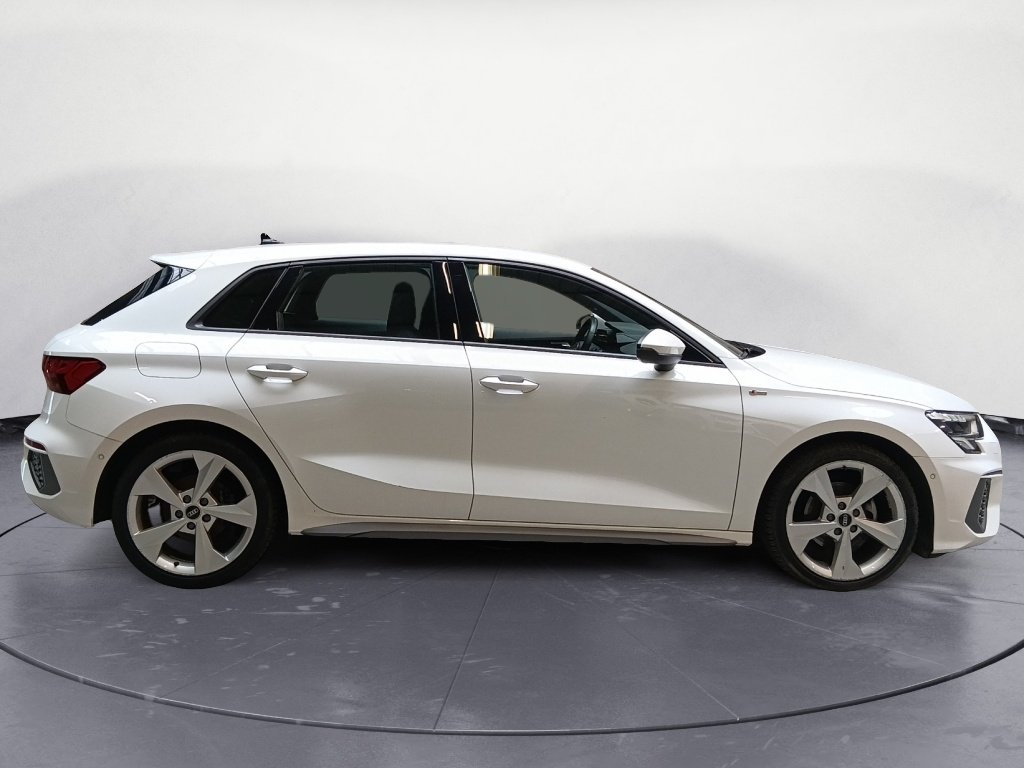 AUDI A3 Sportback 35 TFSI 150CH MILD HYBRID S LINE S TRONIC 7