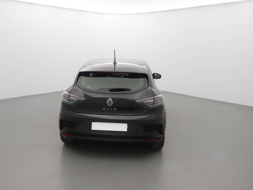 RENAULT Clio 1.6 E-TECH 145CH FULL HYBRID EVOLUTION – 25