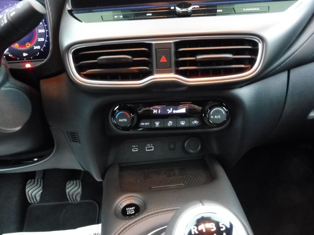 NISSAN Juke 1.0 DIG-T 114CH N-CONNECTA