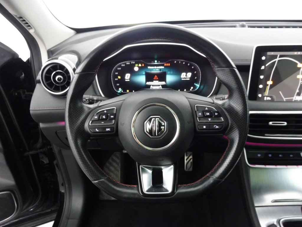 MG HS 1.5 T-GDI 162 AT LUXURY