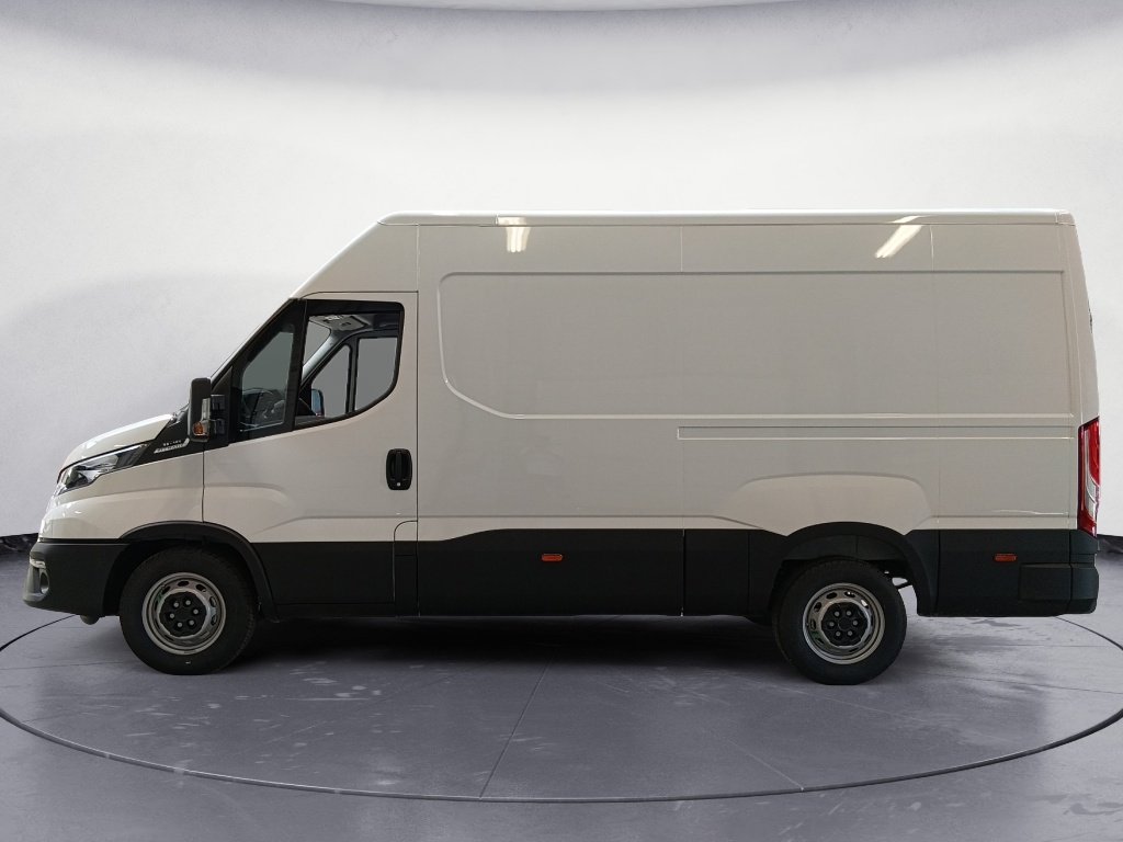 IVECO Daily 35S16 2.3 V12 HI-MATIC 156CV