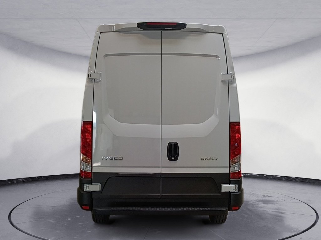 IVECO Daily 35S16 2.3 V12 HI-MATIC 156CV