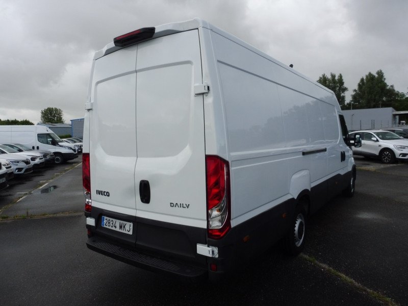 IVECO Daily 35S16H V16