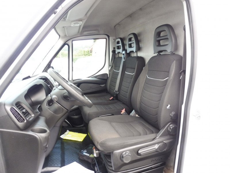 IVECO Daily 35S16H V16