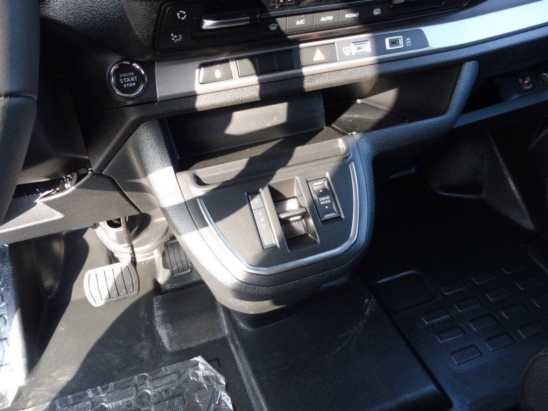 PEUGEOT Expert Cabine Approfondie XL 2.2 DIESEL 180CH CABINE APPROFONDIE FIXE AUTOMATIQUE