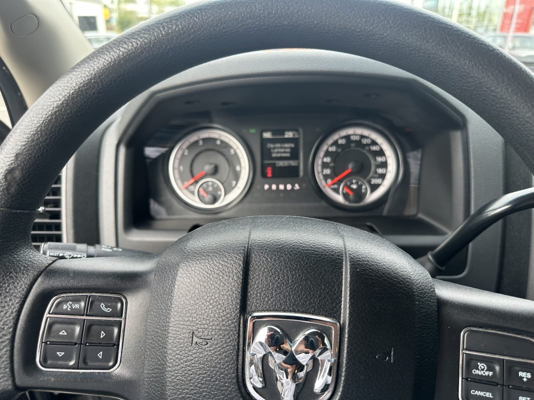 DODGE RAM 1500 5.7 V8 390 HEMI CREW CAB