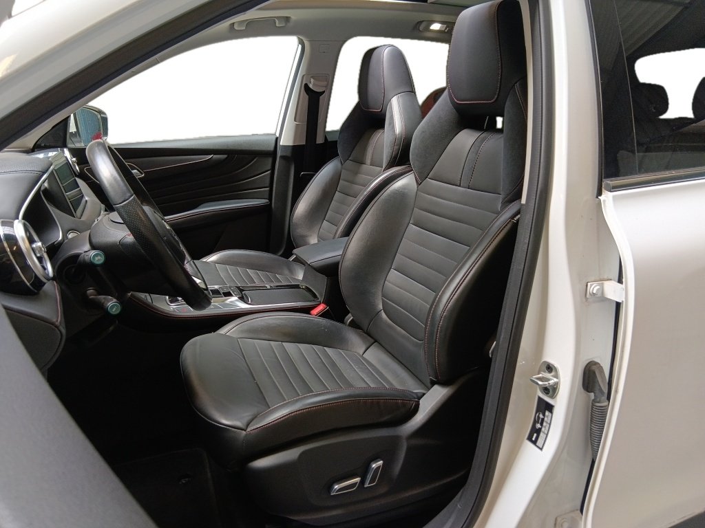 MG HS 1.5 T-GDI 162 AT luxury