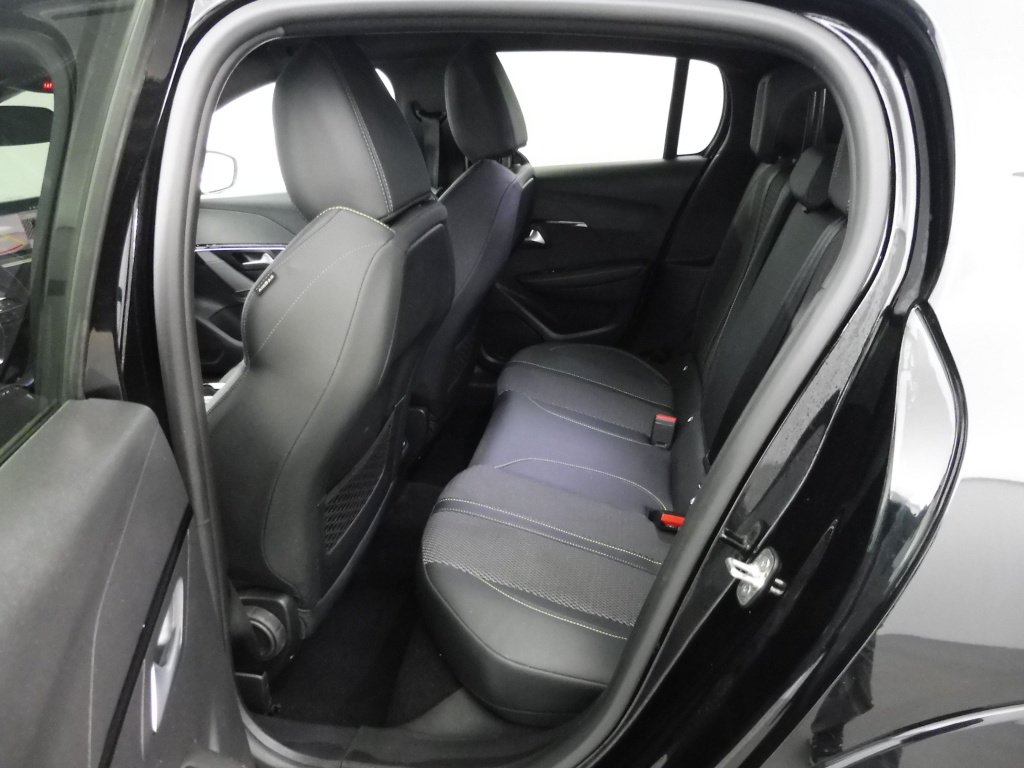 PEUGEOT 208 1.2 HYBRID 145CH GT E-DCS6
