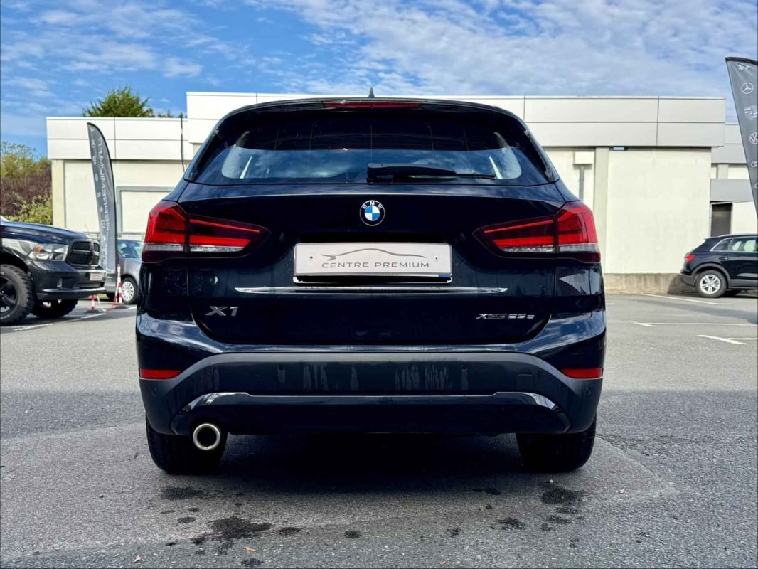 BMW X1  1.5 XDRIVE 25E 220CH BUSINESS DESIGN 2021