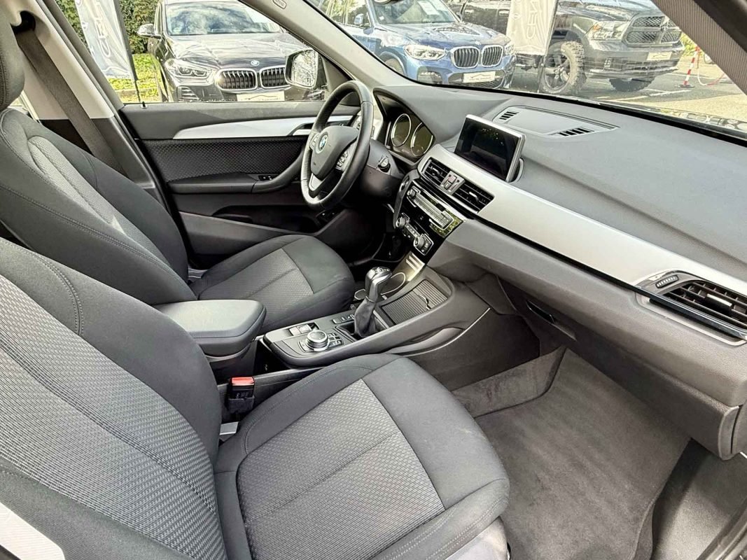 BMW X1  1.5 XDRIVE 25E 220CH BUSINESS DESIGN 2021